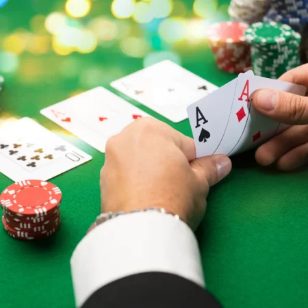 Poker Player Locks Himself In Isolation For 20 Days To Win $64,200